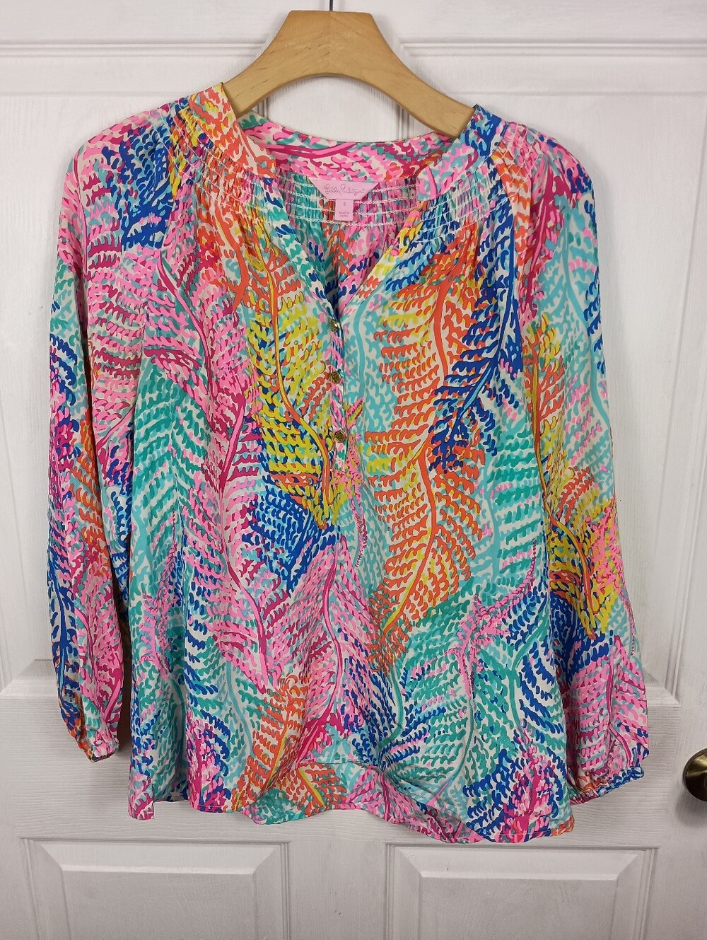 Lilly Pulitzer Silk Blouse Top Small Womens Elsa Electric Feel Smocked 41773